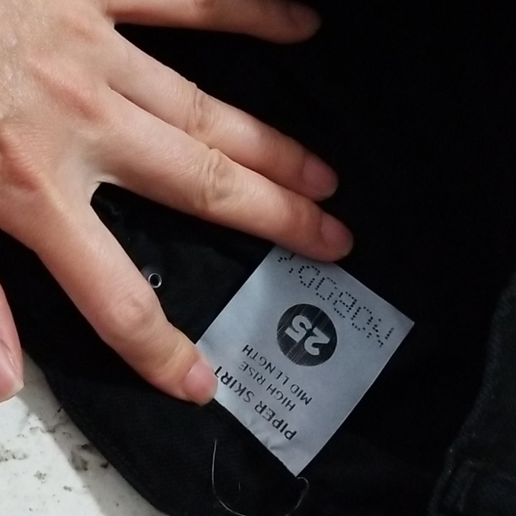 NOBODY Distressed Skirt Size 25 - Picture 9 of 9